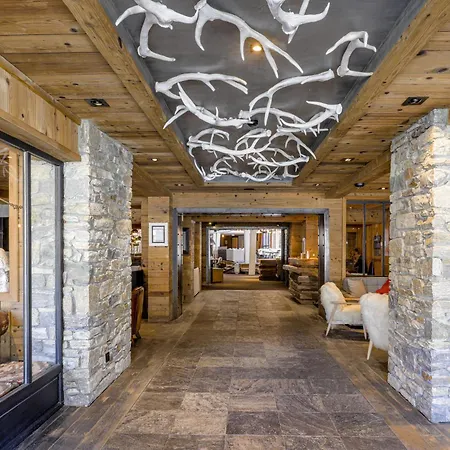 M De Megeve-2