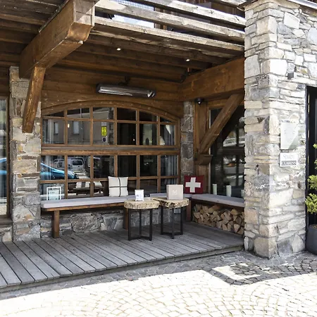 M De Megeve-3